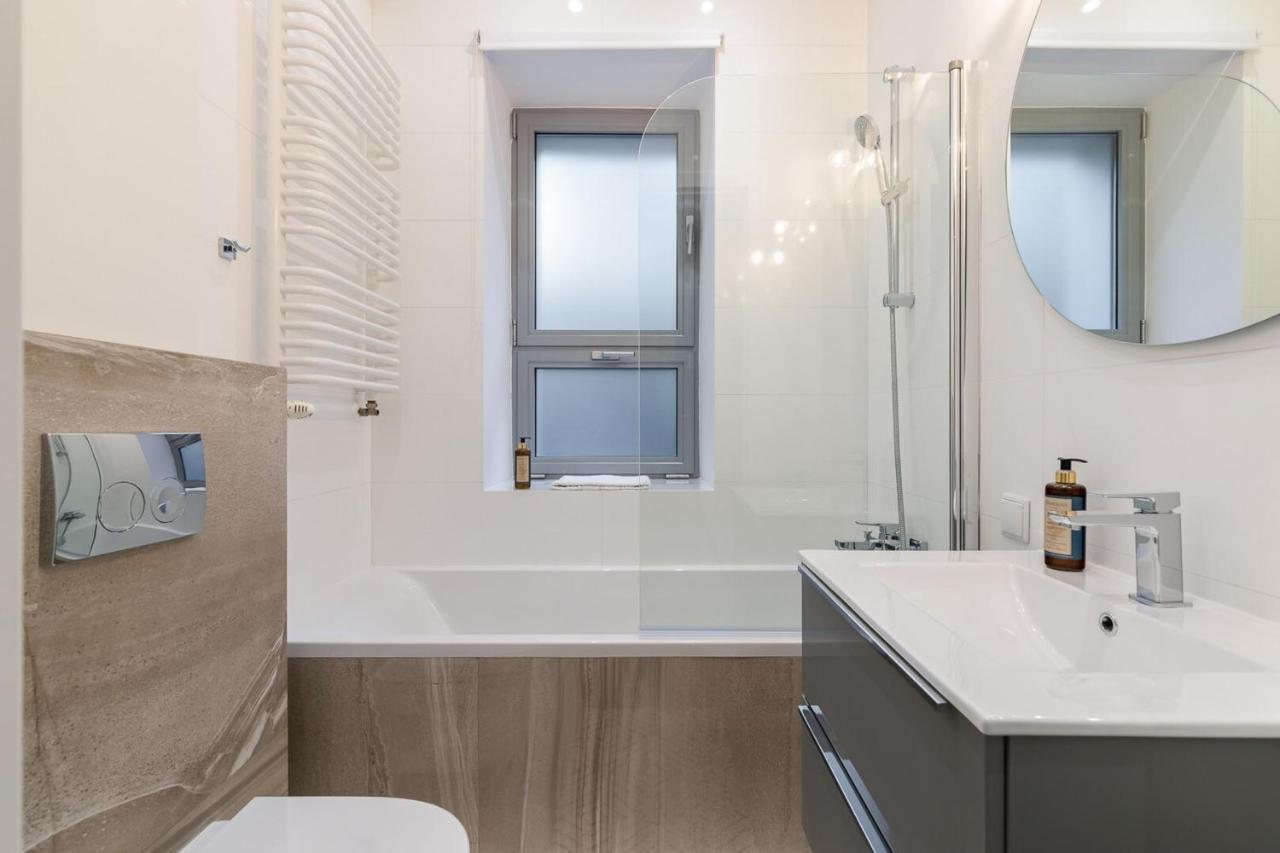 Twarda 14 - Elegant Apartment By Noclegi Renters Warszawa Eksteriør billede